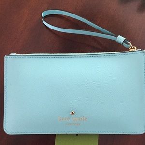 Kate Spade cedar street wristlet